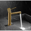 grifo-lavabo-color-oro-cepillado-line-imex (1)